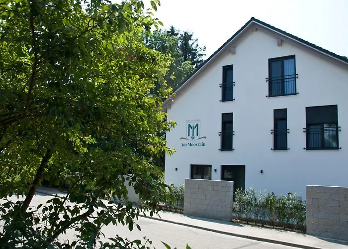 Hotel Am Moosrain Garni